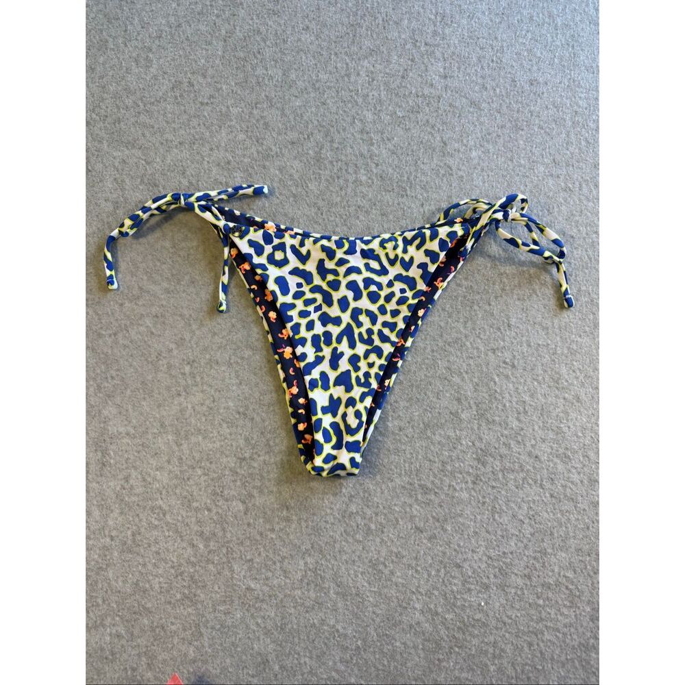 Maaji leopard floral print reversible string bikini bottom M